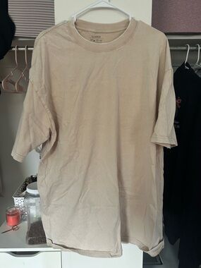 Men's Short Sleeve Crew Neck T-Shirt — Beige